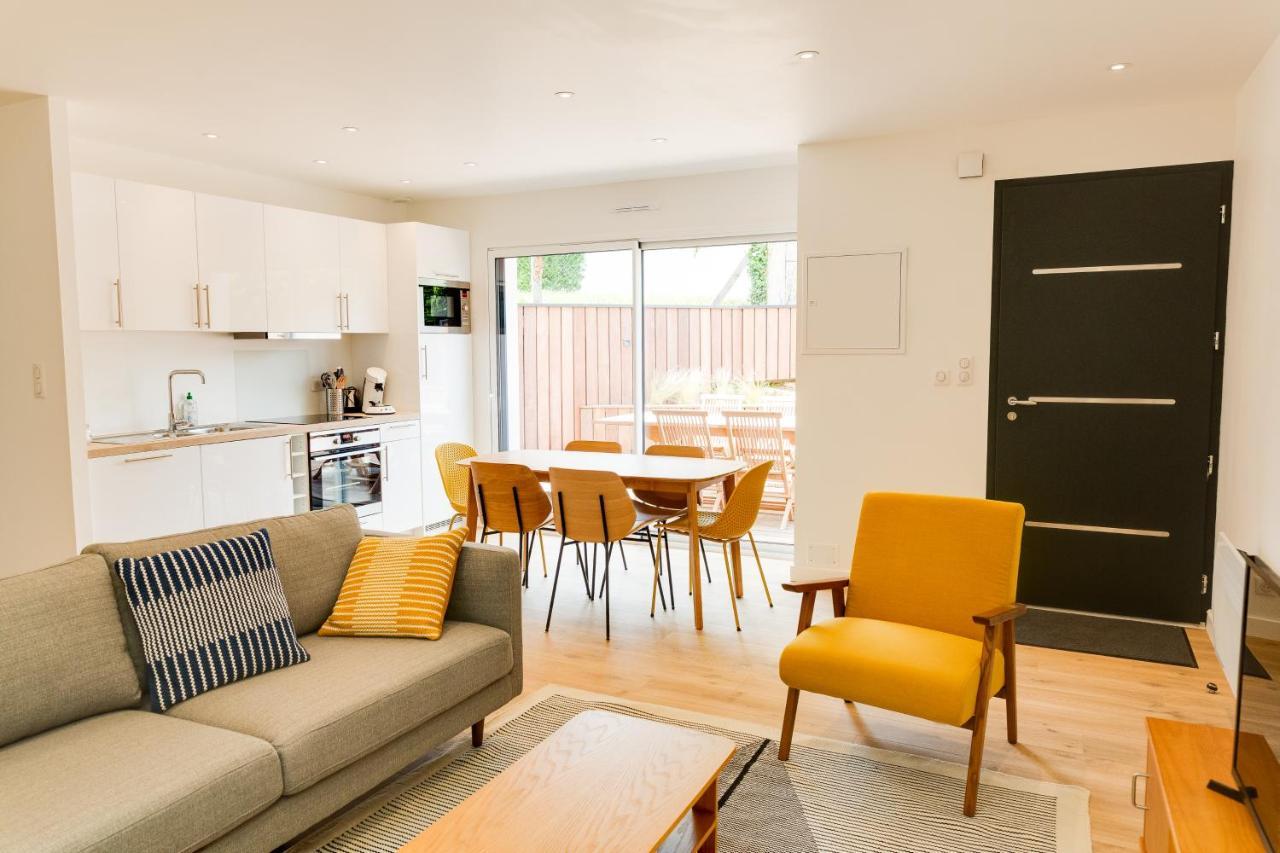 Residence Du Phare - 4 Appartements - 2 Chambres - Vue Mer Ou Terrasse Combrit ภายนอก รูปภาพ